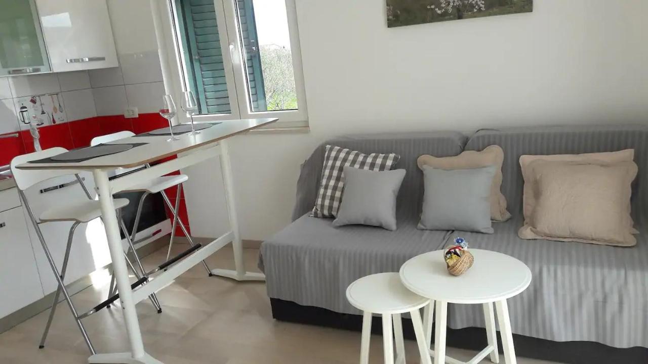 House Viki Vila Plano Exterior foto